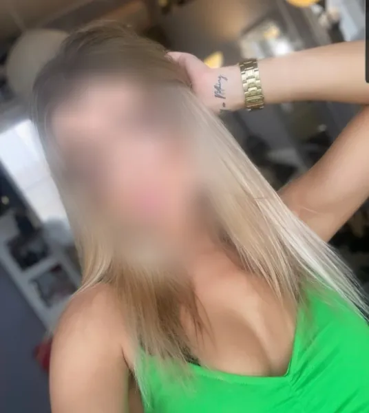 Maren, 21